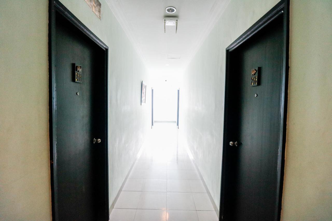 Reddoorz Plus @ Jalan Dr Sutomo Pekanbaru Buitenkant foto